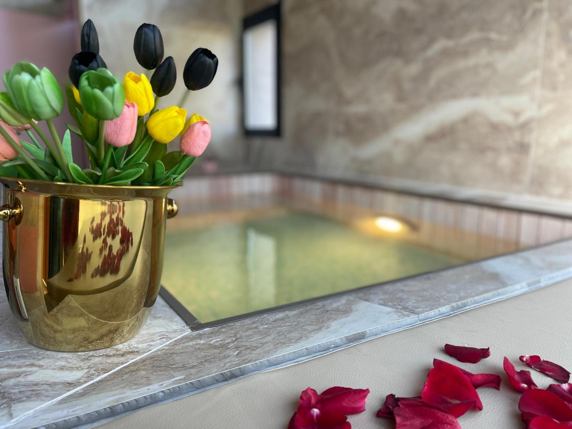 Hearts & Ponies Apartamentos Con Piscinas Privadas Cerca De La Warner Chinchón Eksteriør billede