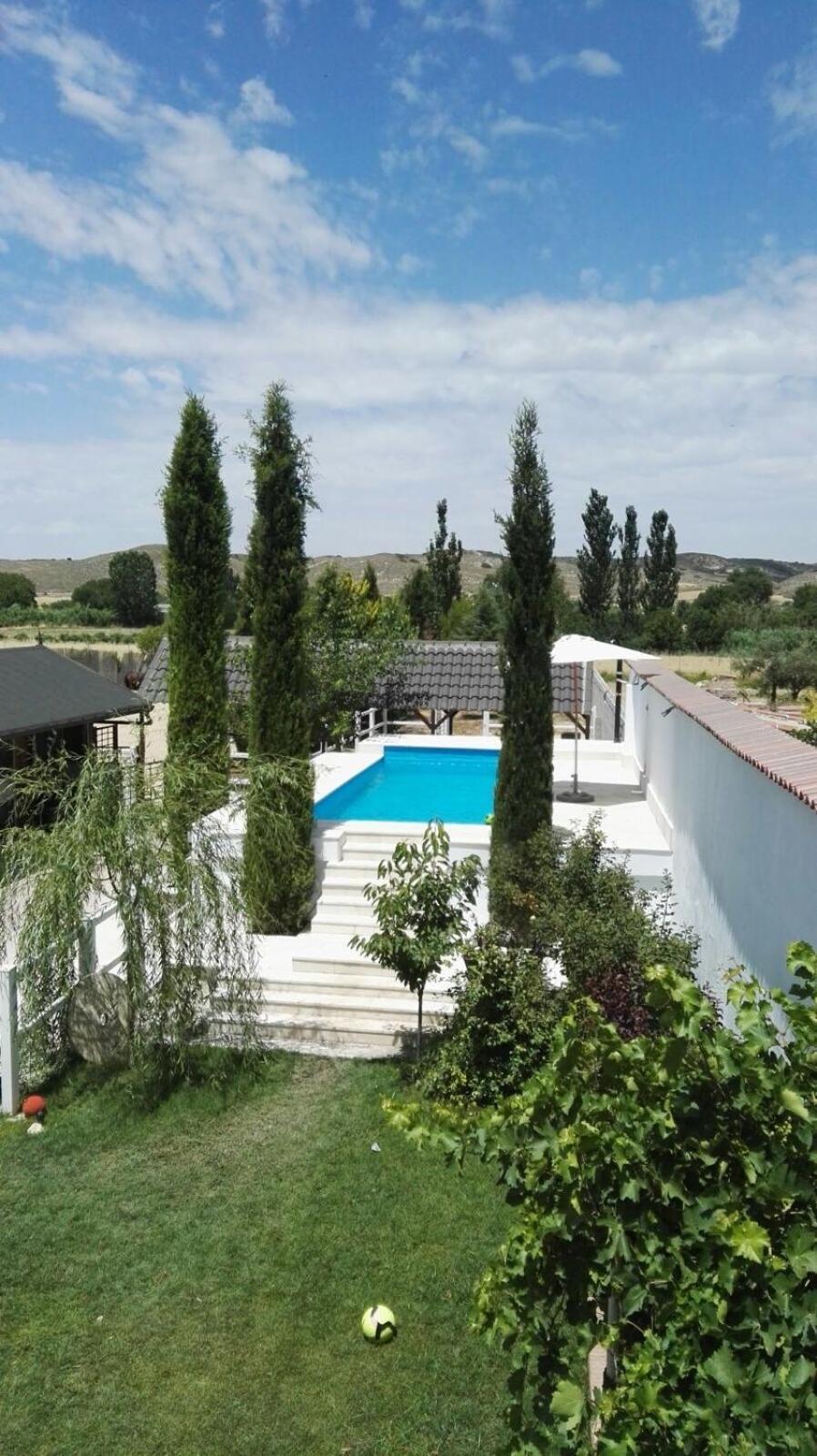 Hearts & Ponies Apartamentos Con Piscinas Privadas Cerca De La Warner Chinchón Eksteriør billede